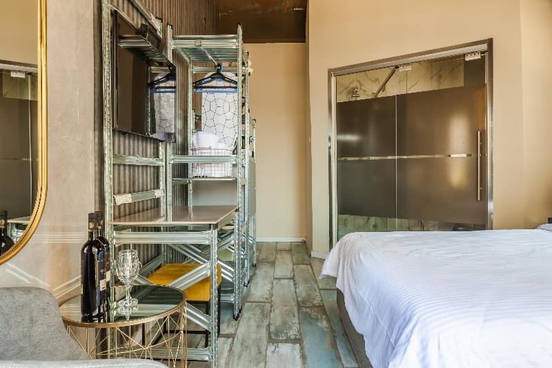 Beach Boutique Hotel And Spa By Tlv Hotels Тель-Авив Экстерьер фото